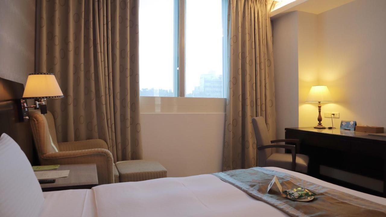 Ho Fong Business Stay Phong Nguyên Ngoại thất bức ảnh