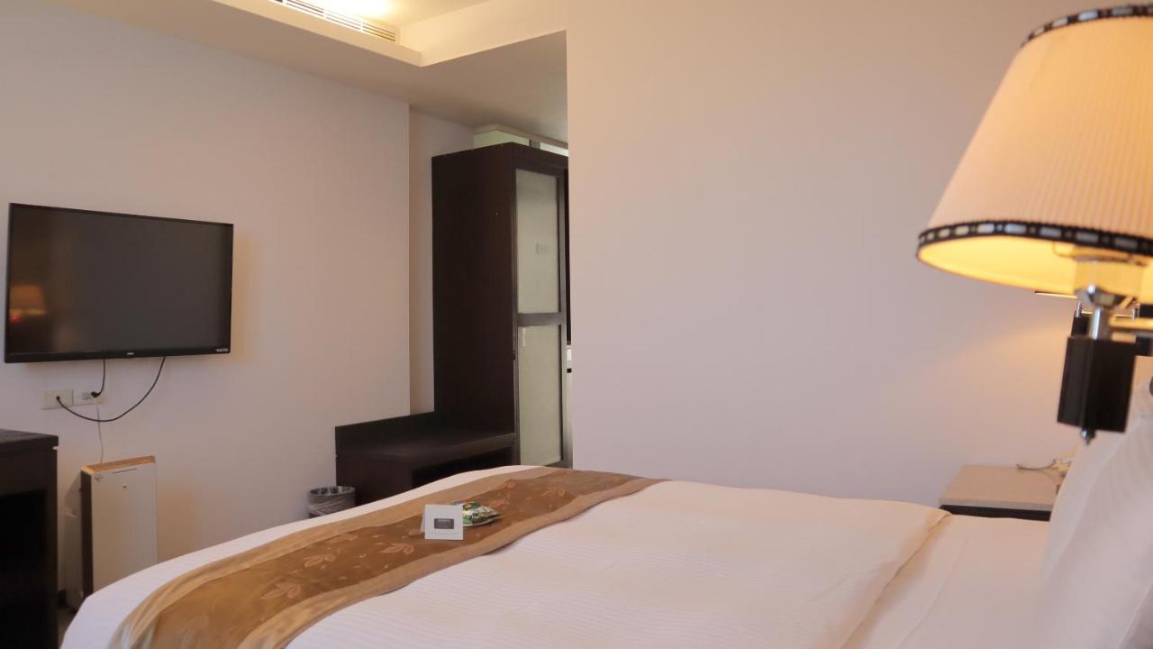 Ho Fong Business Stay Phong Nguyên Ngoại thất bức ảnh