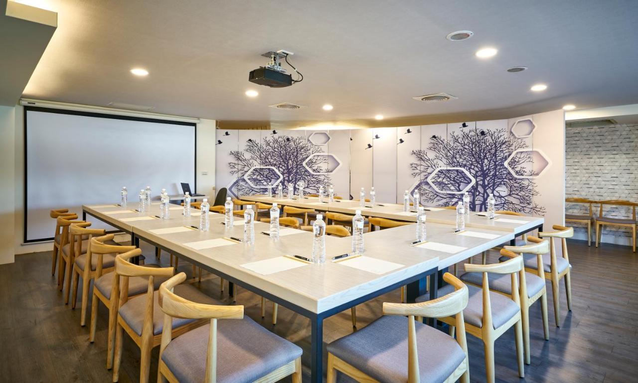 Ho Fong Business Stay Phong Nguyên Ngoại thất bức ảnh